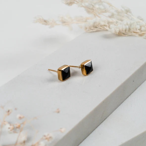 MSHALE EARRINGS-white or black