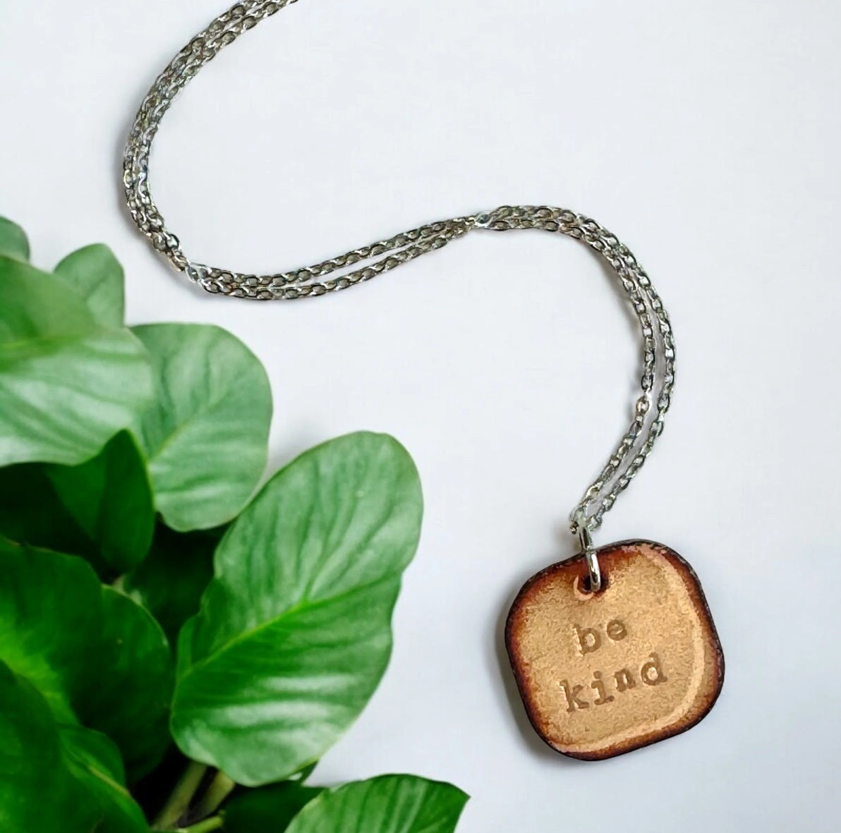 BE KIND NECKLACE