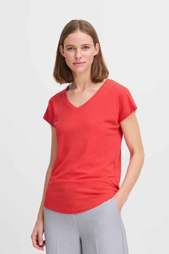 PAMILA V-NECK TEE