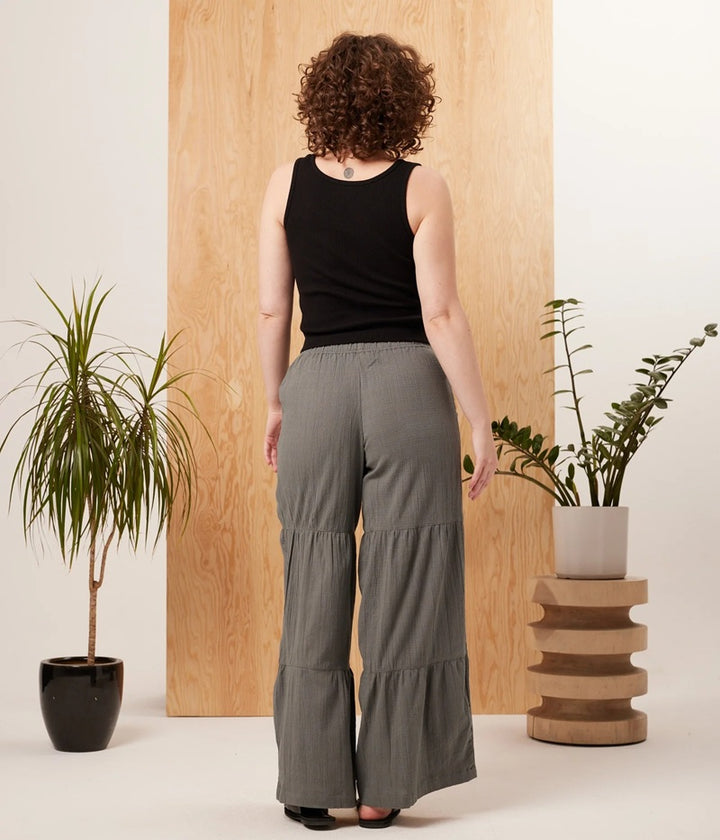 GARNET TANK - black or stone