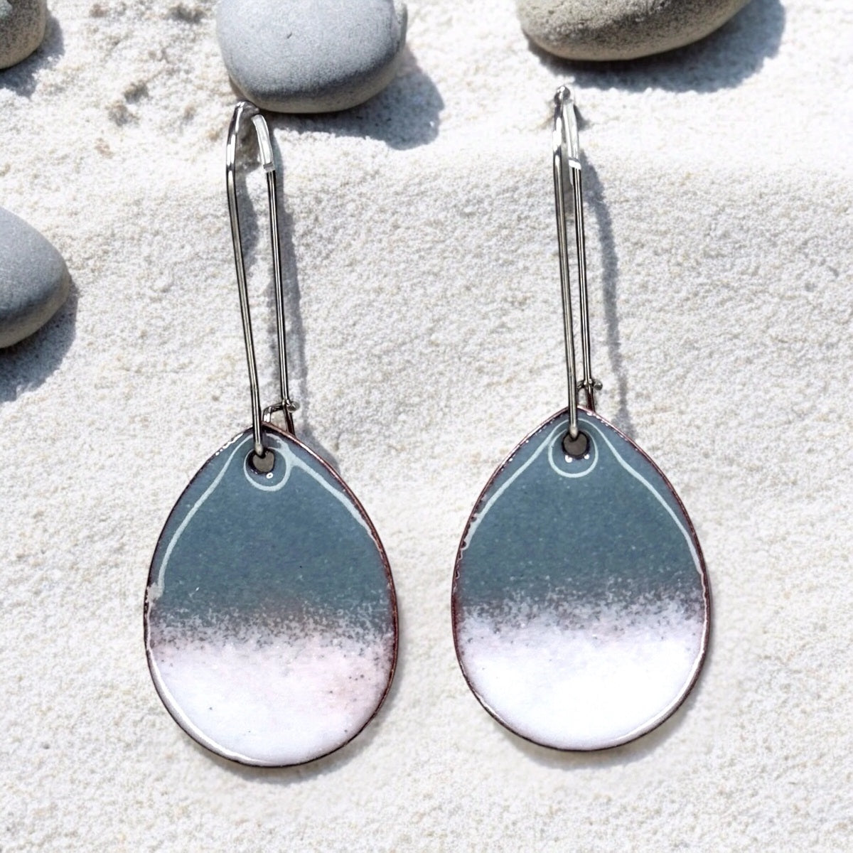 BEACH PEBBLE TEARDROP EARRINGS