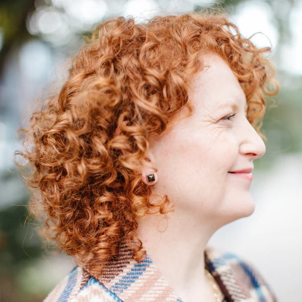 MSHALE EARRINGS-white or black