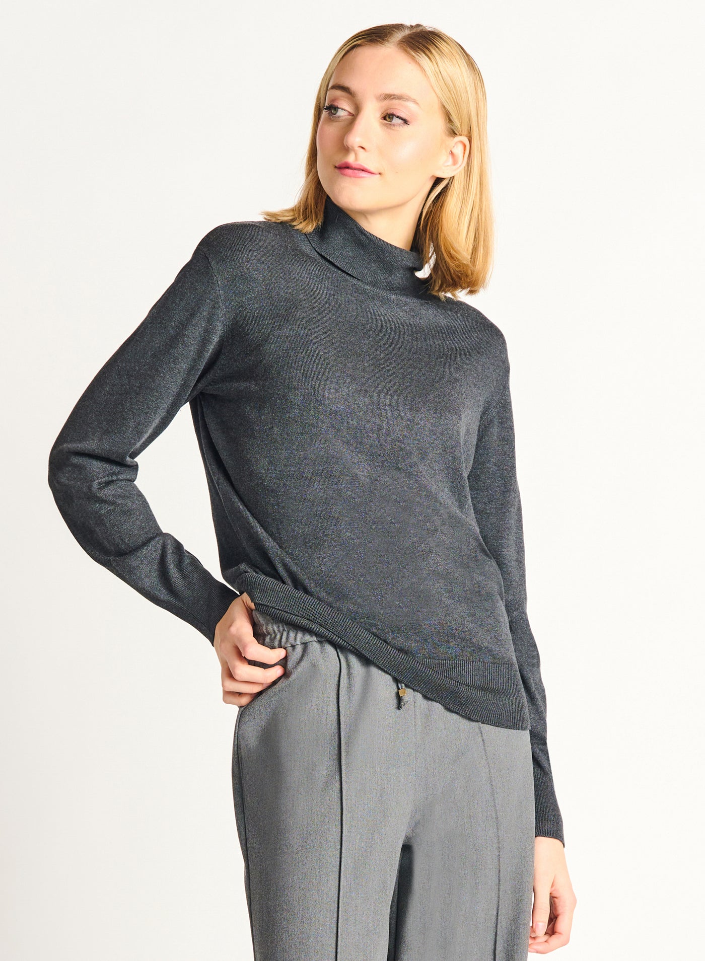 ANELLA TURTLENECK