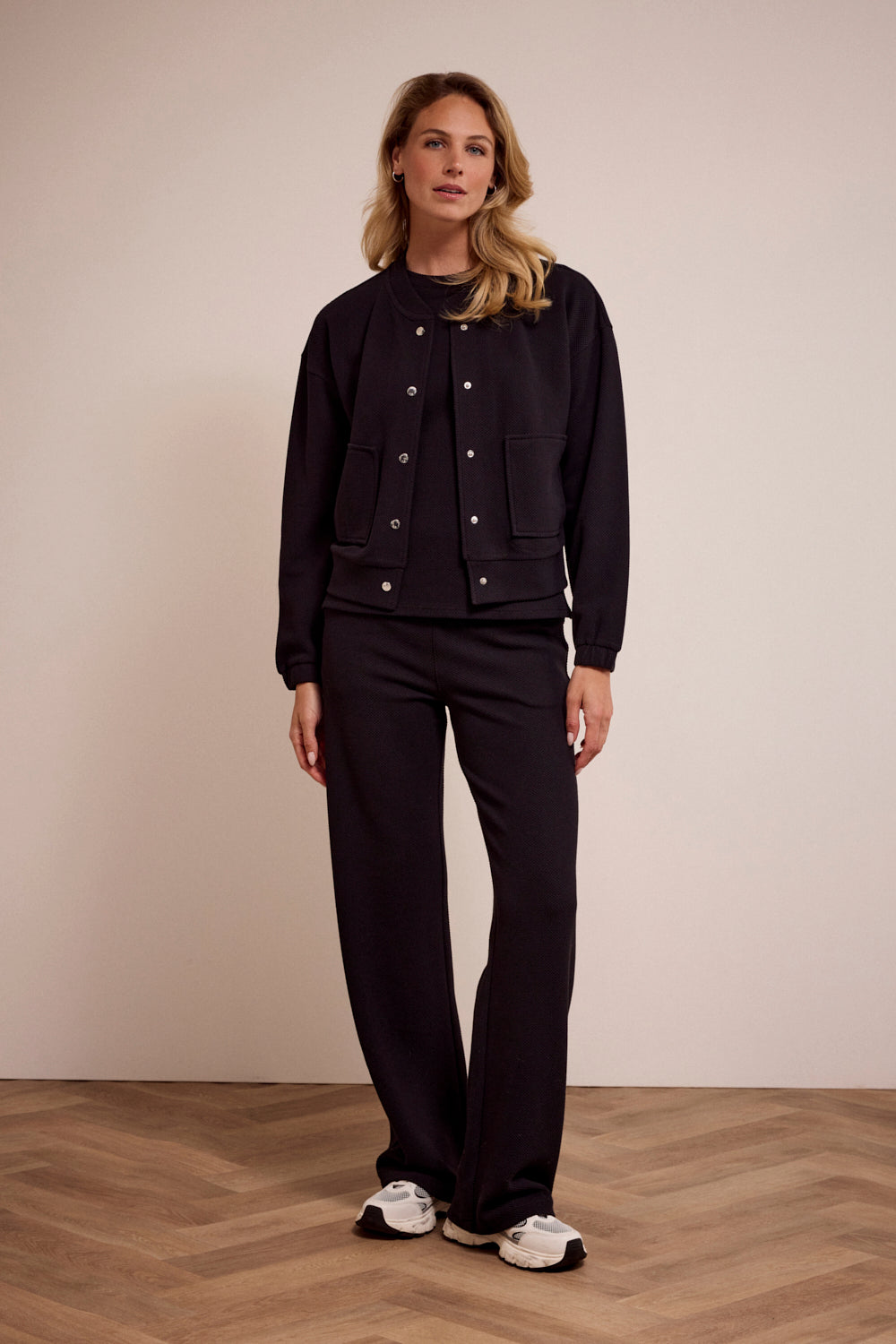 STELLA BOMBER