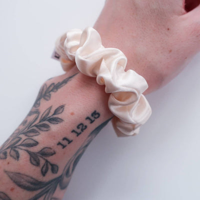 100% SILK MINI SCRUNCHIE