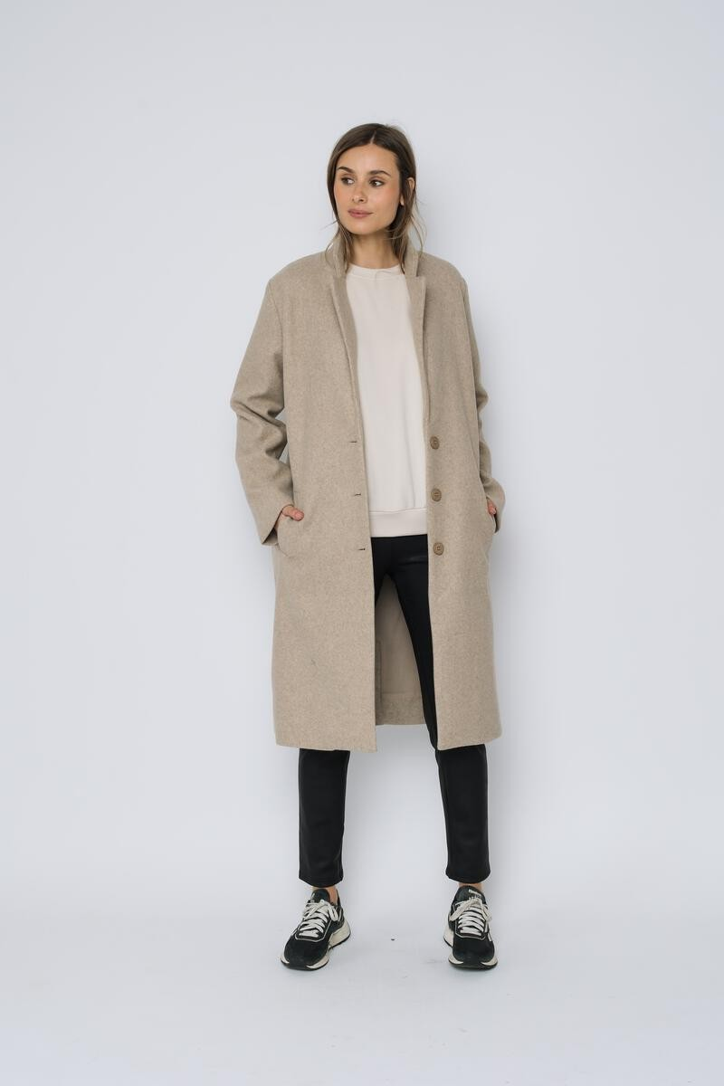 AVERY LONG COAT