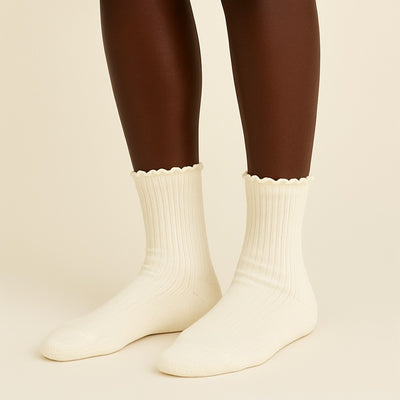 MAZZY RUFFLE CREW SOCKS