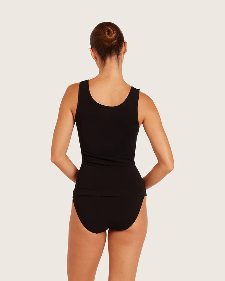 BOODY SEAMFREE TANK - black or white