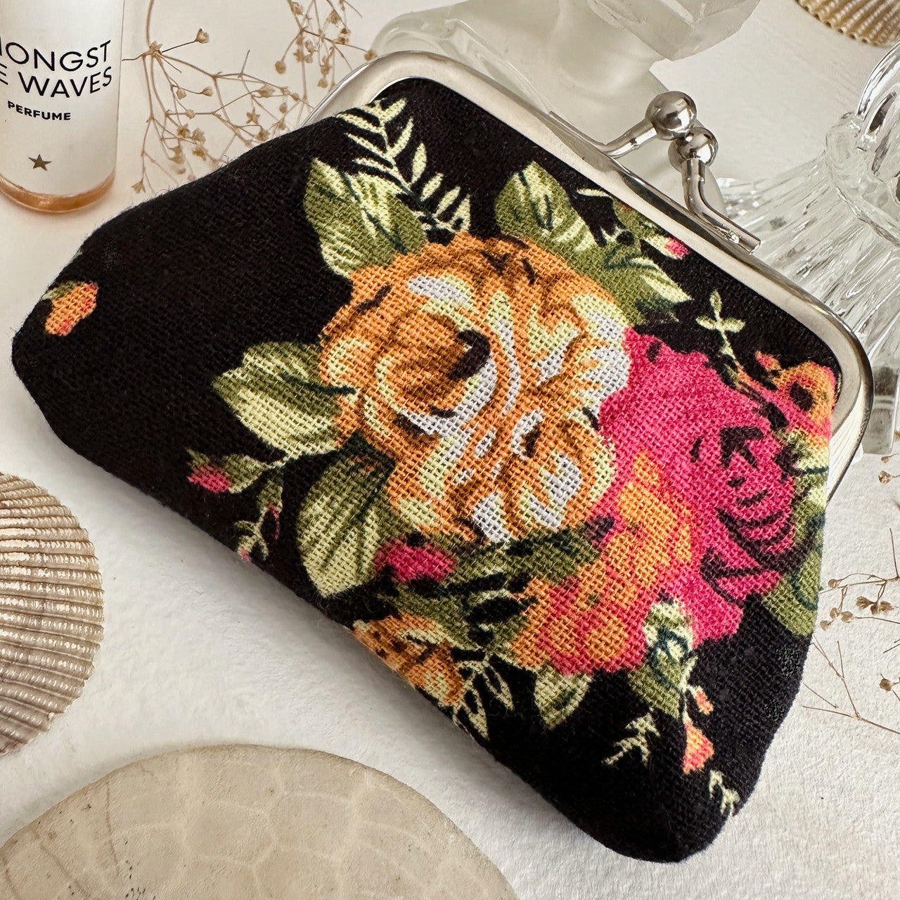 CHINTZ-Y FLORAL CHANGE PURSE