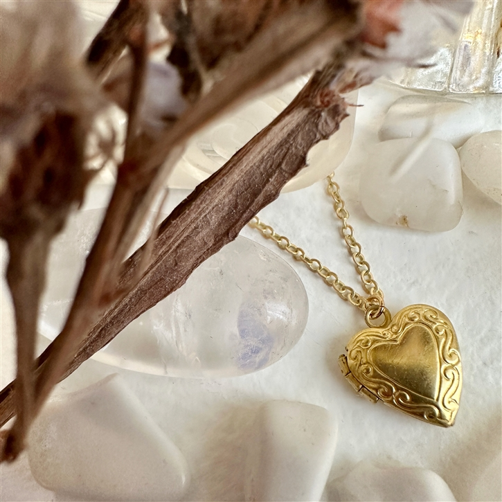 ELIZABETH VINTAGE HEART LOCKET - raw brass