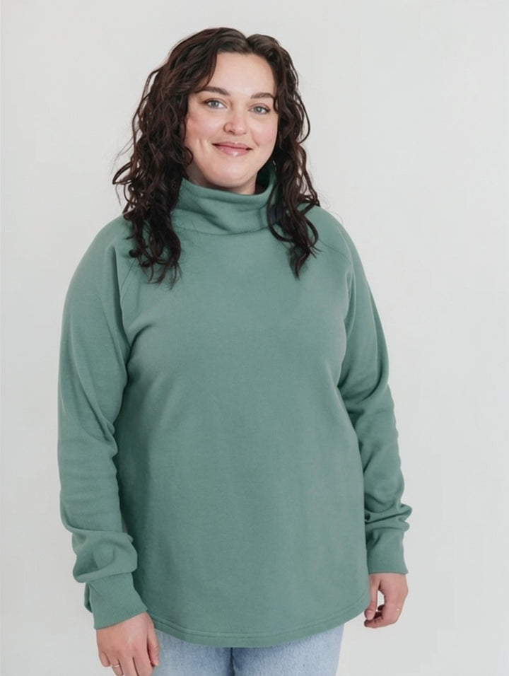 CLASSIC DUSK SWEATER