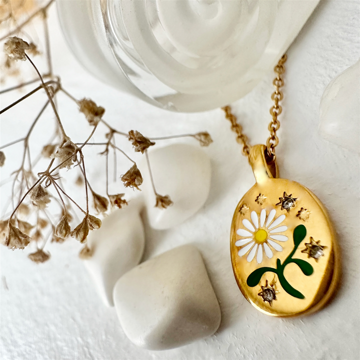 BELLIS DAISY CHARM NECKLACE - gold