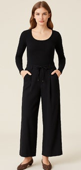 WIDE LEG PLEATED TROUSER