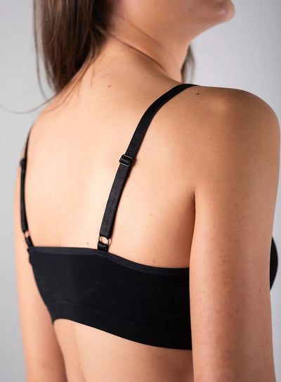 SEAMLESS ADJUSTABLE STRAP BRALETTE - black or nude