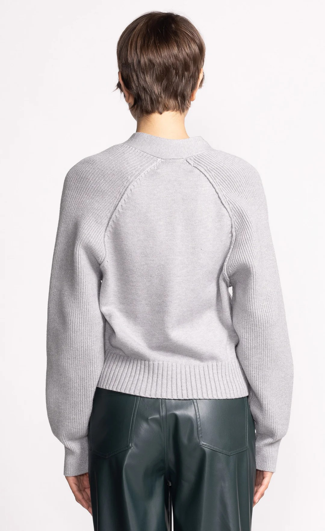 JAYDEN SWEATER - grey or black