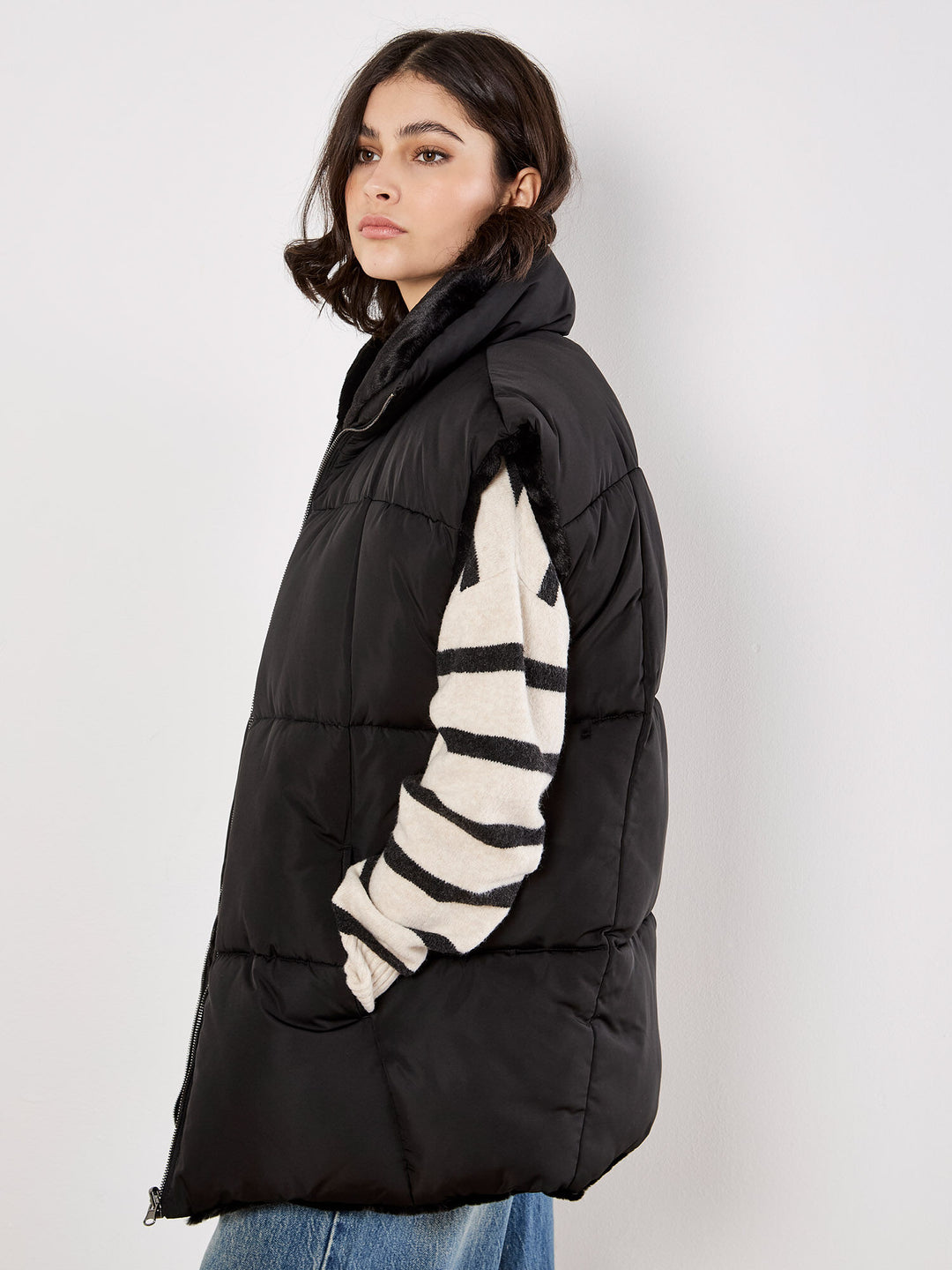 HENLEY REVERSIBLE PUFFER VEST