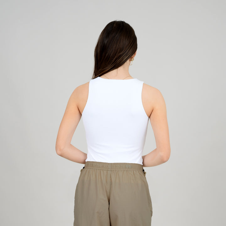 MARIA CONTOUR RIBBED CREWNECK  TANK - black or white