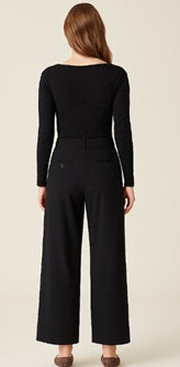 WIDE LEG PLEATED TROUSER