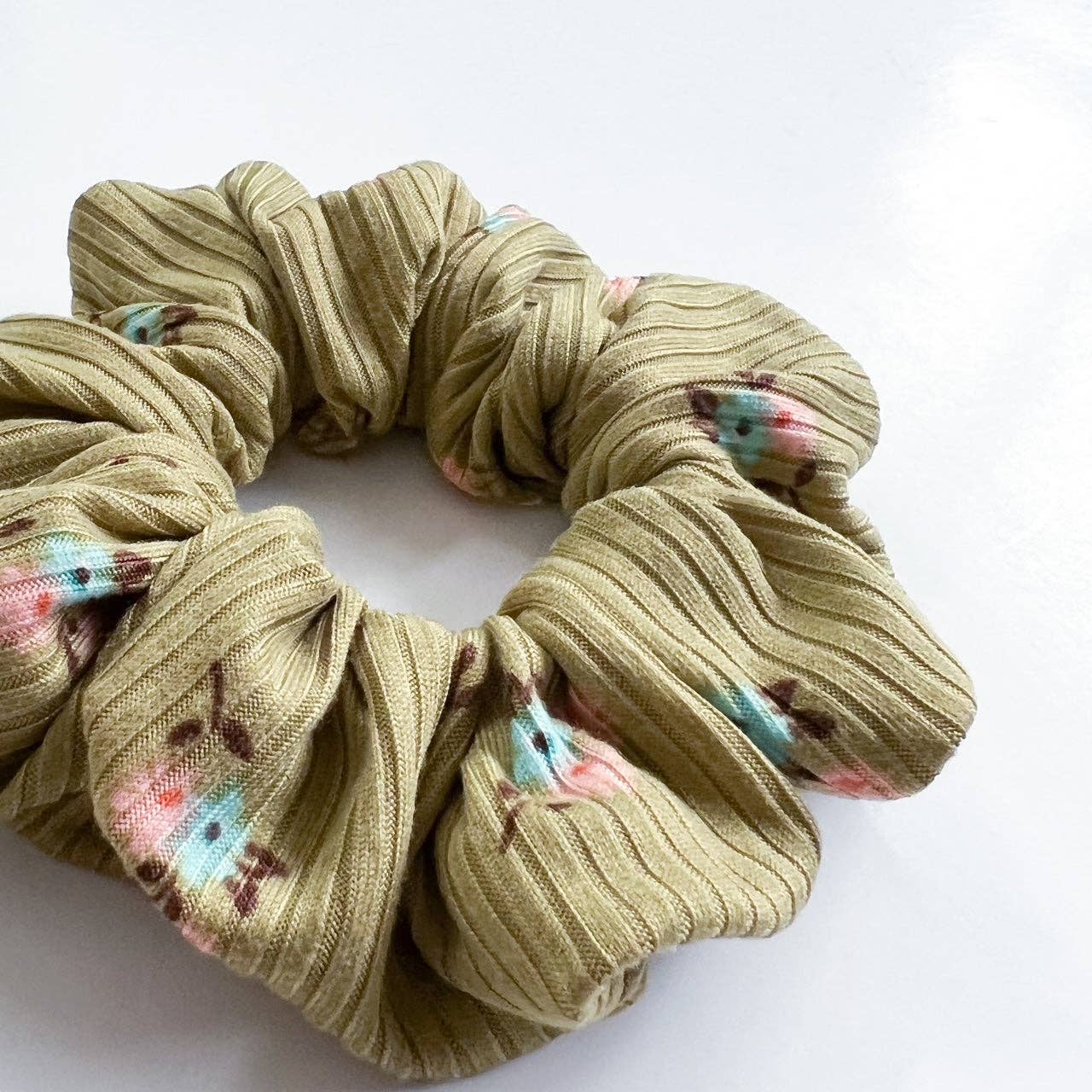 BONNIE FLORAL SCRUNCHIE- blue, green or navy