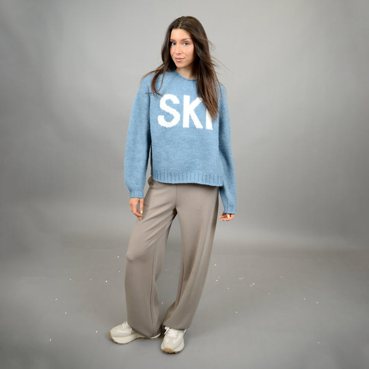 BRUNHILDE SWEATER -blue or red