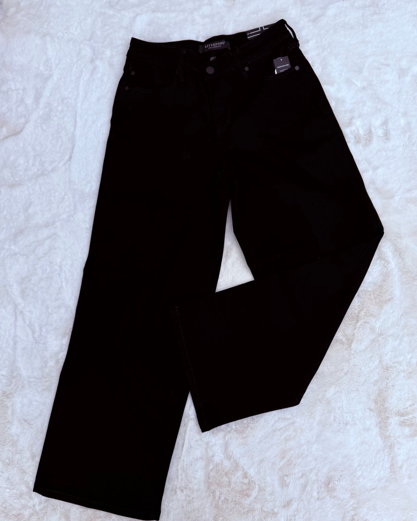 STRIDE WIDE LEG- black rinse 28"