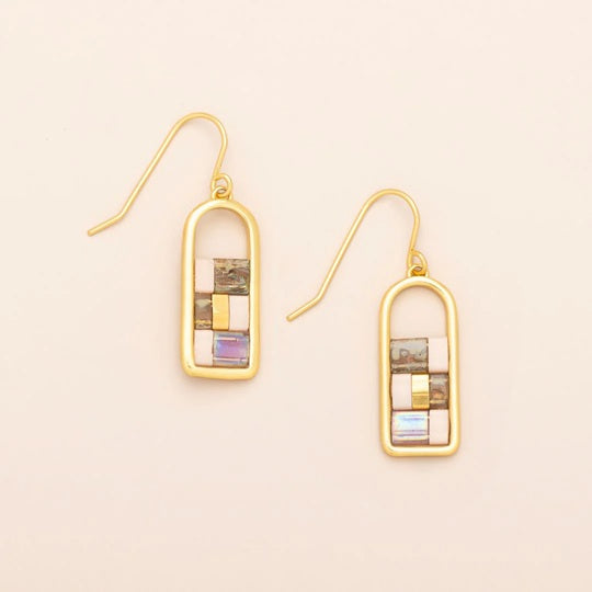 GOOD KARMA MIYUKI EARRINGS - Blush/Topaz/Gold