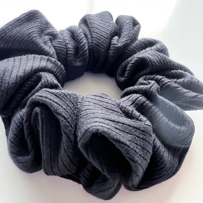 RIBBED SCRUNCHIE - black , cream or charcoal