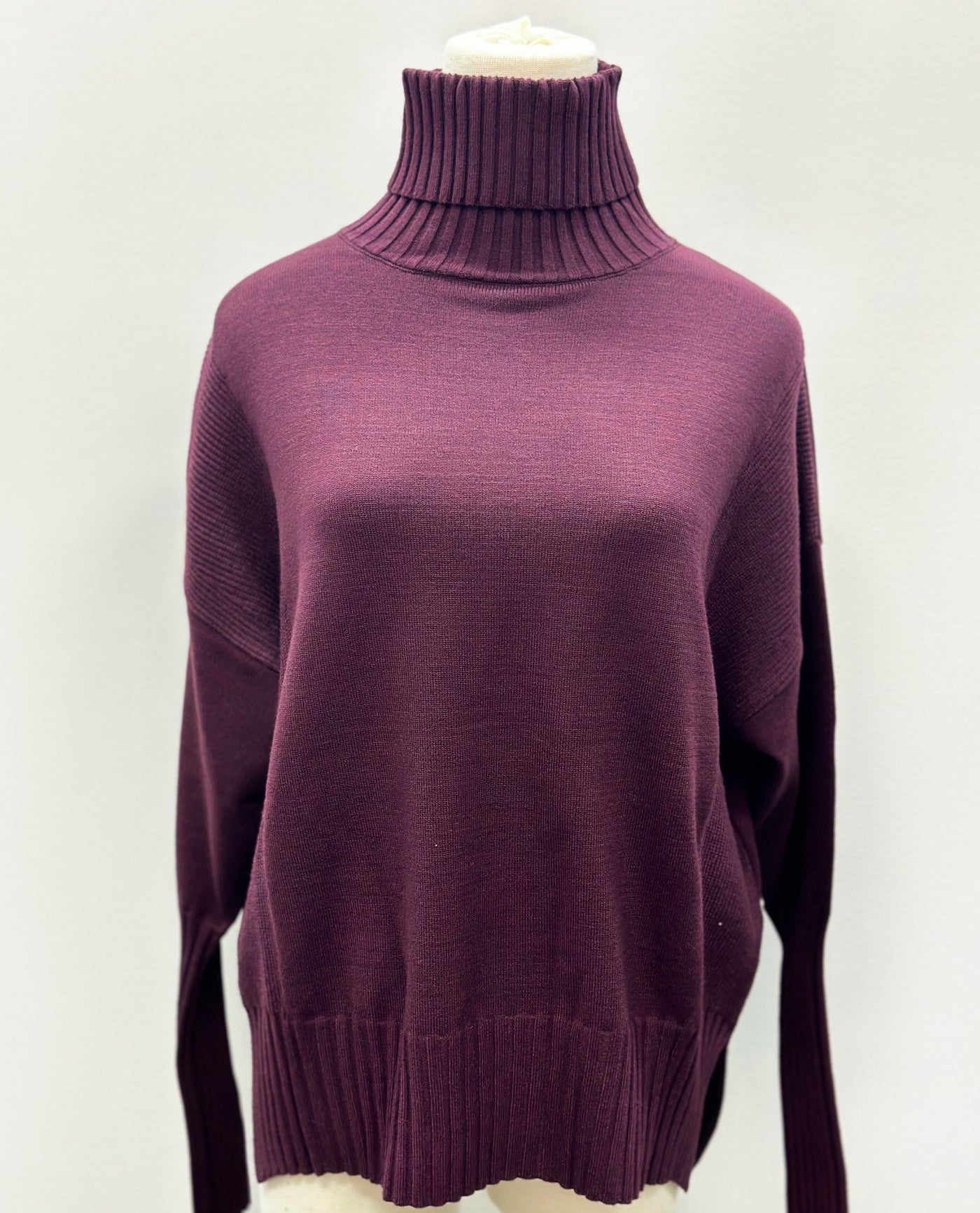 FLORA SWEATER-grey, jeans or wine