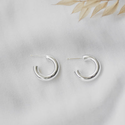 AMPLE HOOP EARRINGS - gold or silver