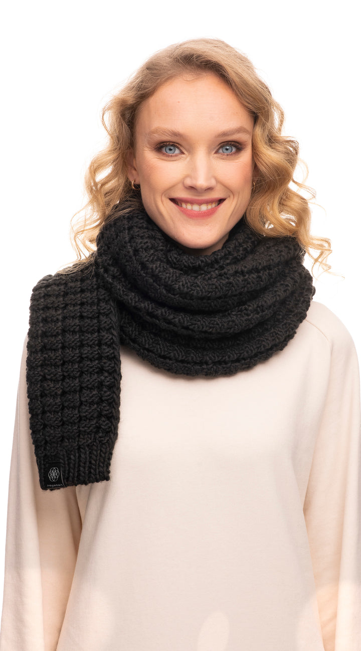 BRIGSY SCARF - beige, black, pine green or terracotta