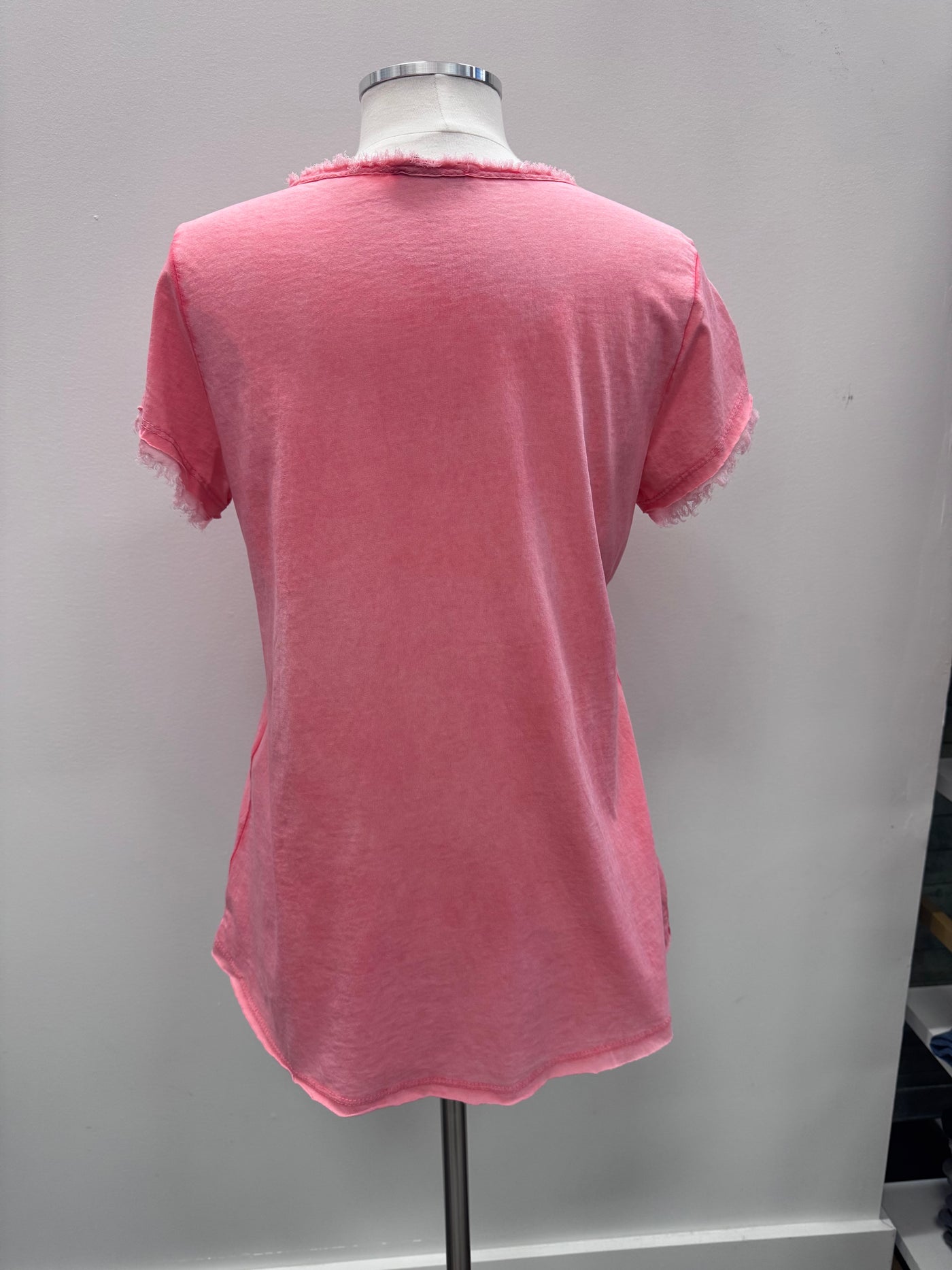TAVIRA TEE - sand or coral