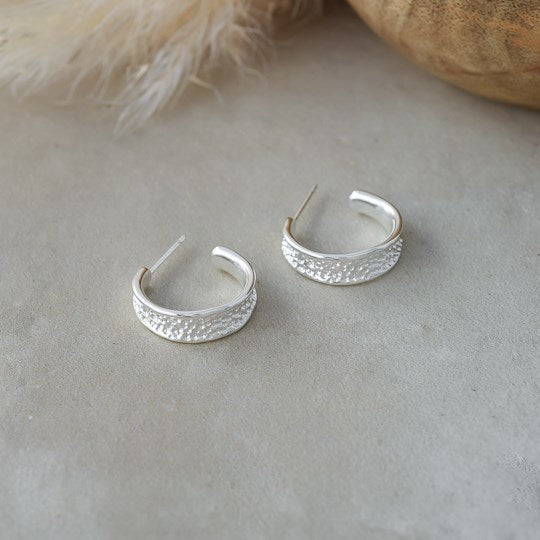 EM HOOP EARRINGS - silver