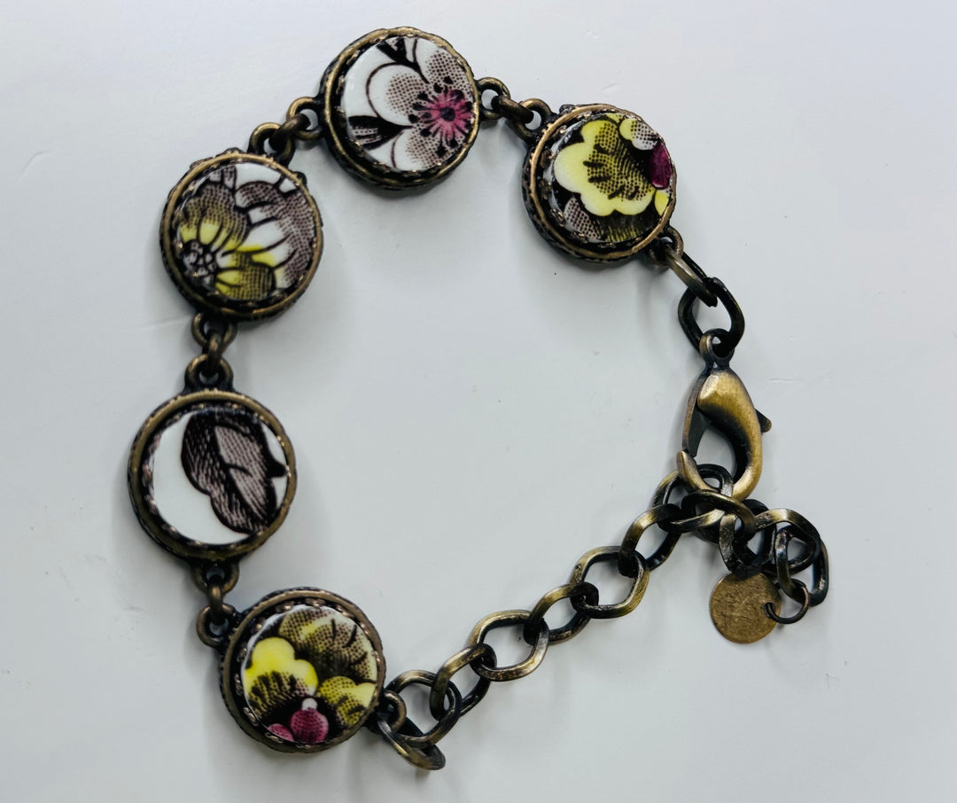 CURIO LINKED BRACELET