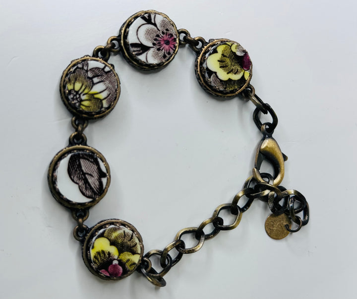 CURIO LINKED BRACELET