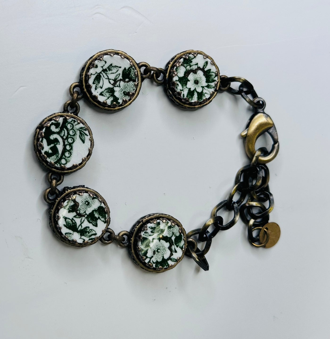 CURIO LINKED BRACELET