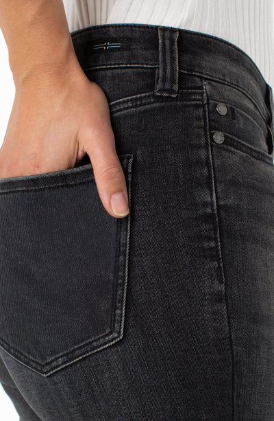 LUCY BOOTCUT -north loop 32"