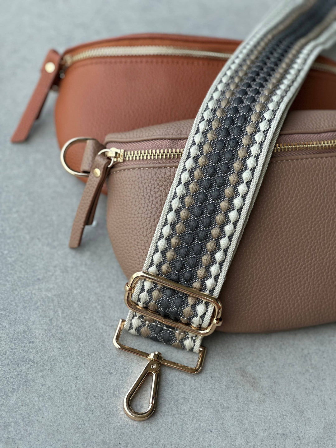 MILLY STRAP- 50 shades of grey