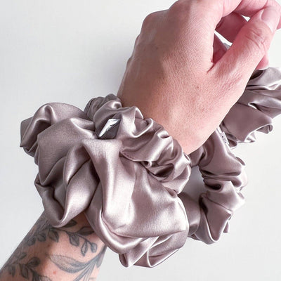 100% SILK SCRUNCHIE- regular