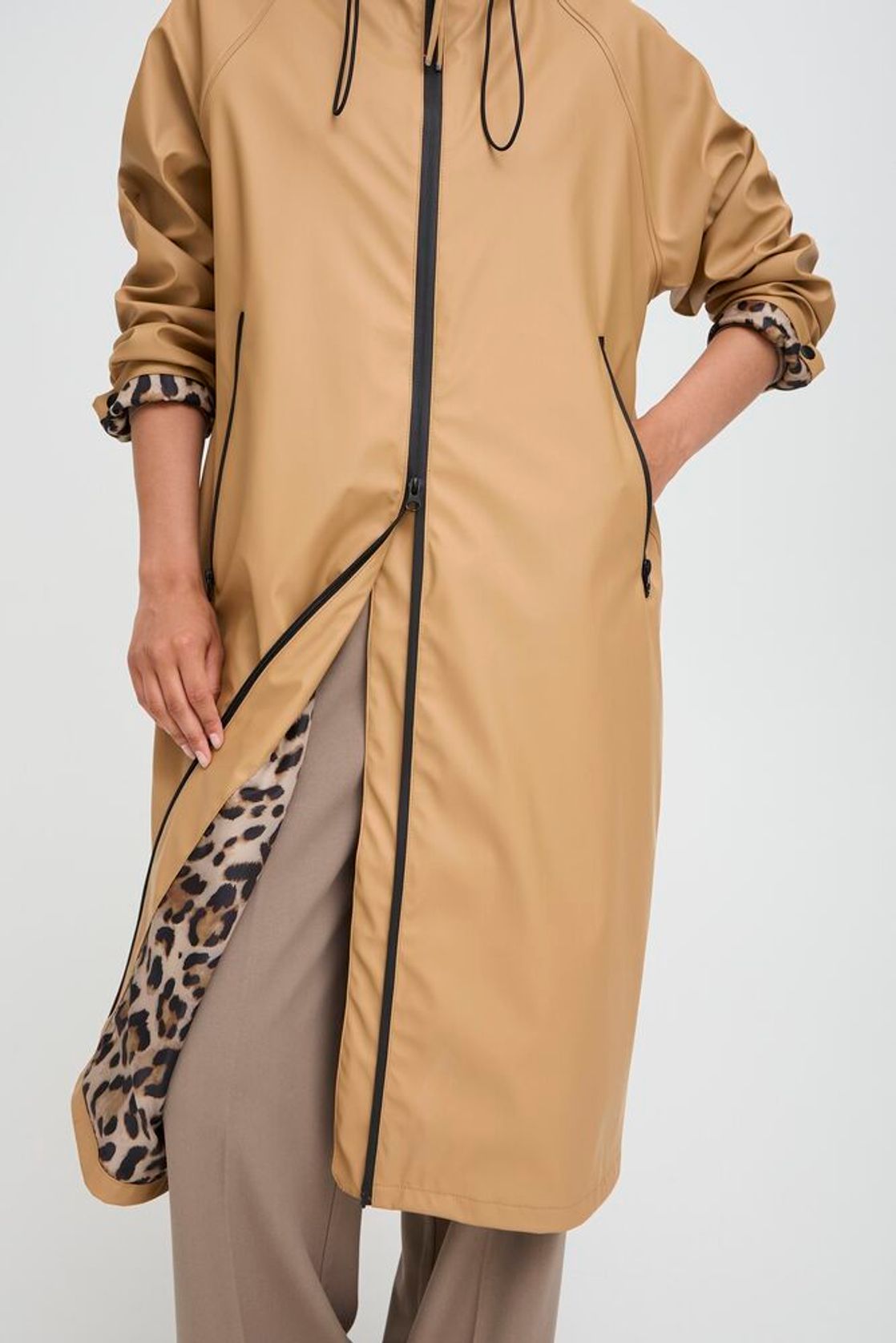 AVAN COAT