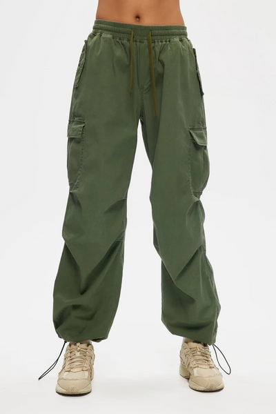 KULLA PARACHUTE PANT