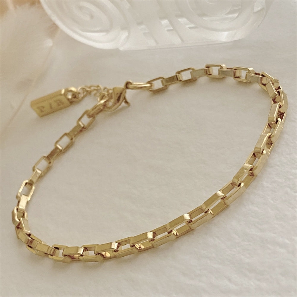 "DUA" RECTANGULAR BOX CHAIN ANKLET - gold or silver