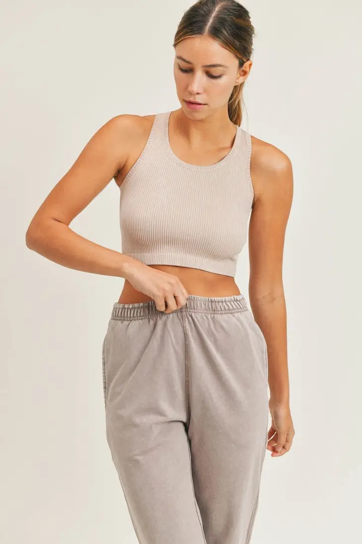 RIBBED SEAMLESS HYBRID CROPPED TANK - light peri or maple sugar