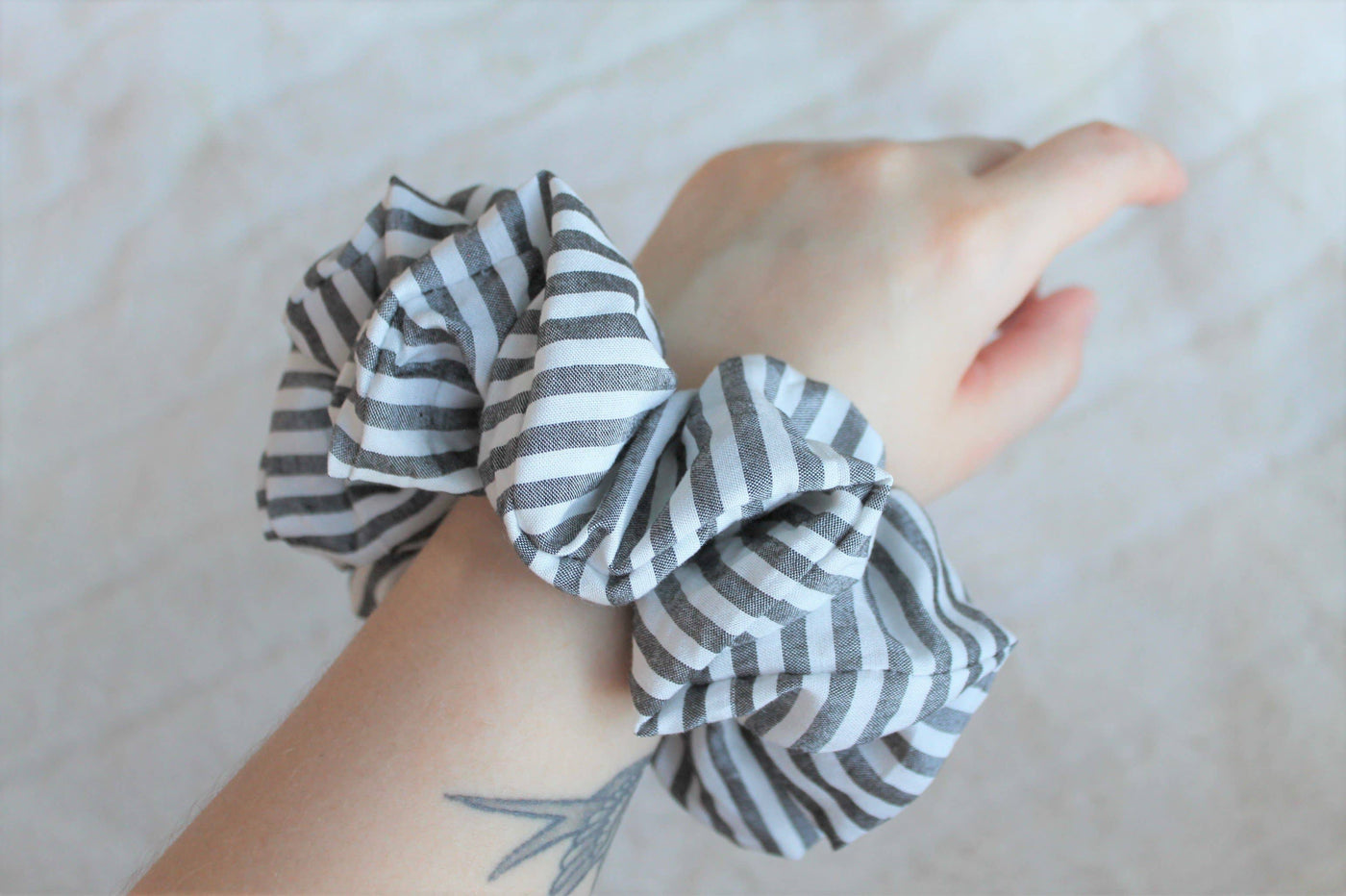 BLUE STRIPE LUXURY SCRUNCHIE